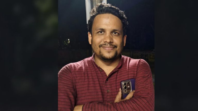 এনসিপি নেতাকে গণপিটুনি, পরে পুলিশে সোপর্দ