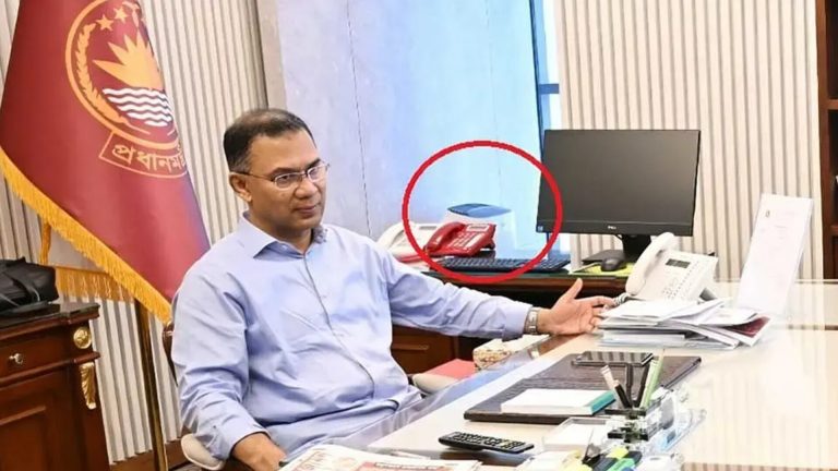 প্রধানমন্ত্রীর ‘লাল টেলিফোন’র তার চুরি, গ্রেপ্তার ২