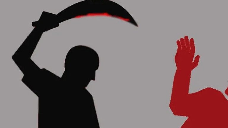 লক্ষ্মীপুরে একই পরিবারের ৩ জনকে কুপিয়ে হত্যা