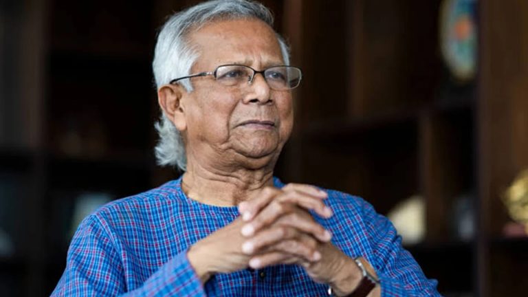 ইউনূসসহ ৪ জনের বিরুদ্ধে মামলার আবেদন