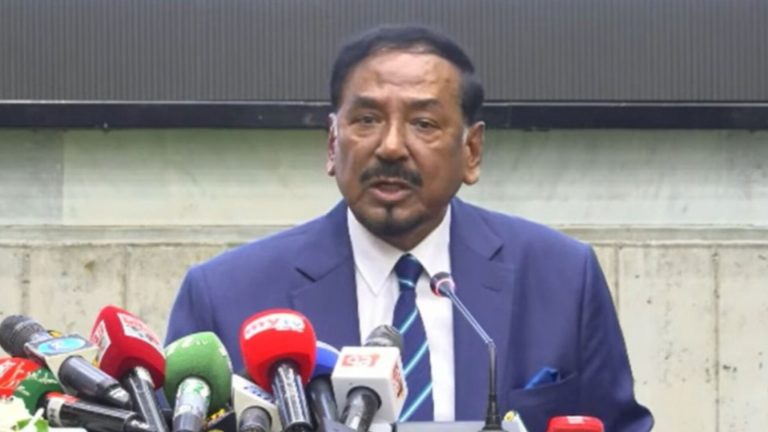 রাষ্ট্রপতির দায়িত্ব নিলেন স্পিকার