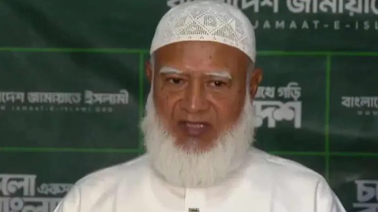 ‘জাতির ঘাড় থেকে কালো ছায়া সরে গেছে’
