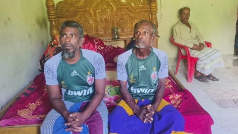 ৩৬ দিন সাগরে, অবশেষে উদ্ধার বাবা-ছেলে