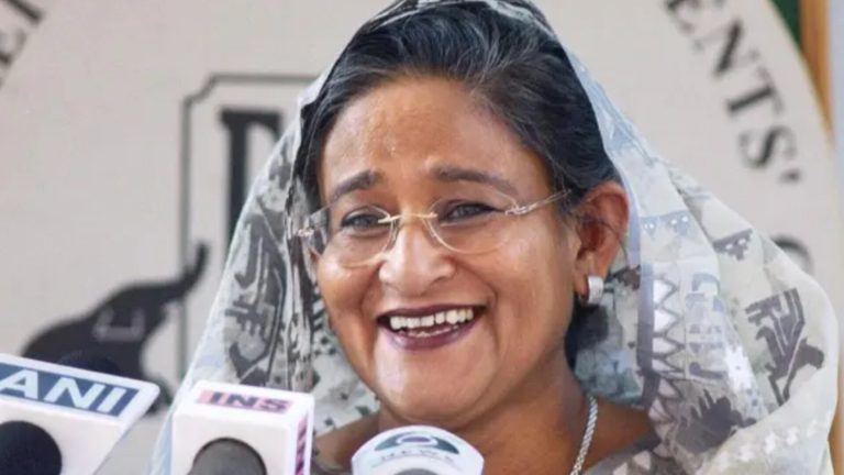 দেশে ফেরার ঘোষণা দিলেন শেখ হাসিনা