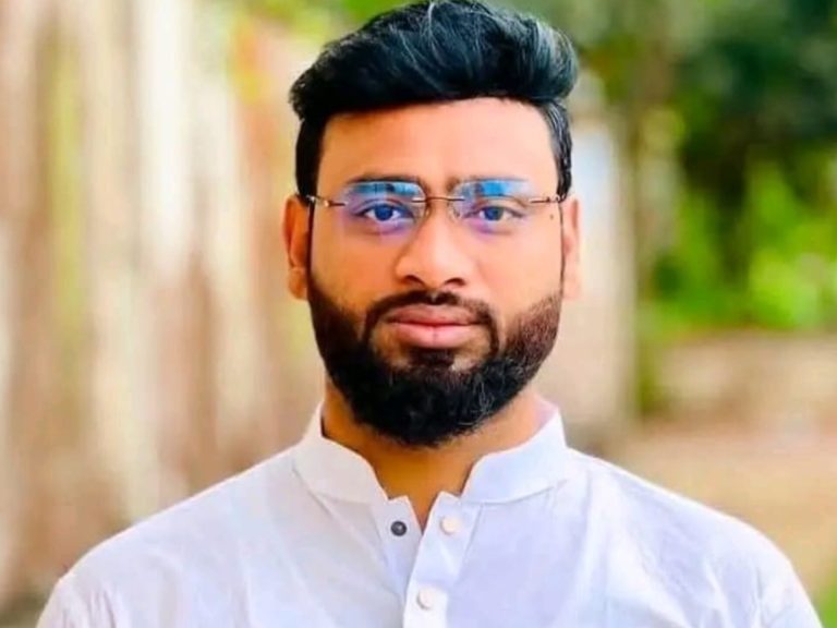 আমিরাবাদে জনপ্রিয়তার আলোচনায় তরুণ নেতা মুসলিম উদ্দীন