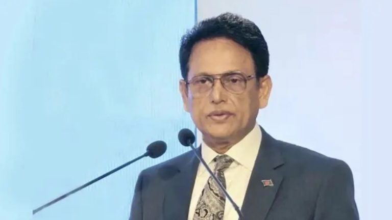 ‘শিক্ষকদের অশ্রু মুছতে ২১০০ কোটি টাকা দেওয়া হচ্ছে’