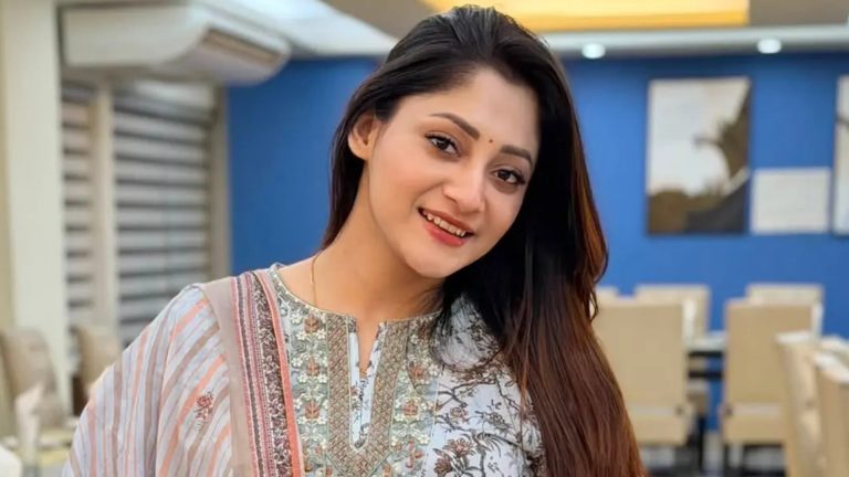 বিয়ের খবর নিয়ে মুখ খুললেন পূজা চেরি!