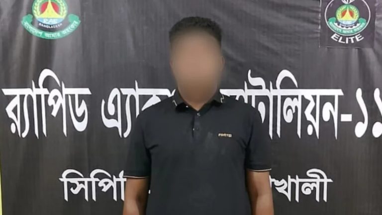 থানা থেকে লুট হওয়া পিস্তল কোমরে, গুলিসহ গ্রেপ্তার ‘ছোট নিশান’