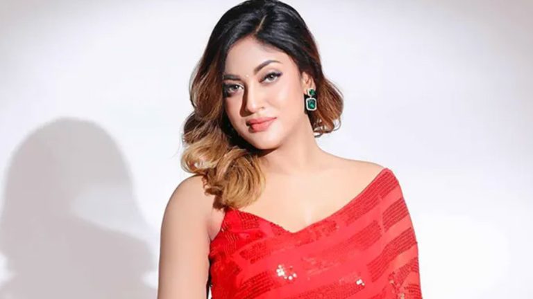 ‘মাফিয়া’র পর এবার ‘শিকারি’, নতুন চ্যালেঞ্জে মৌ খান