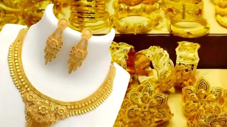 একদিন পরই সোনার দামে নতুন পরিবর্তন