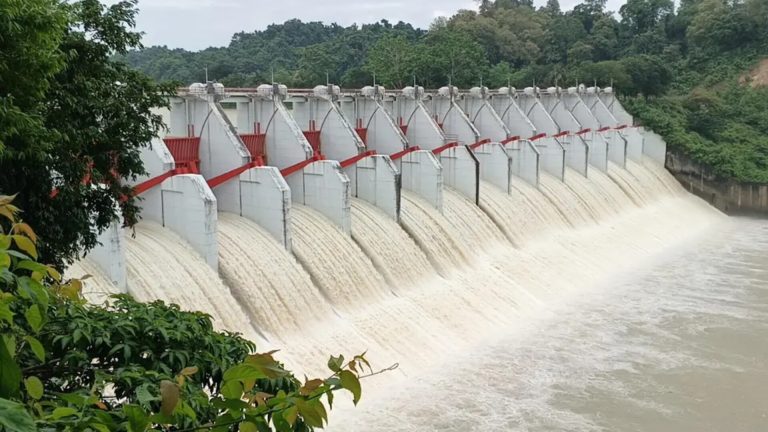 খুলে দেয়া হয়েছে কাপ্তাই বাঁধের ১৬ জলকপাট