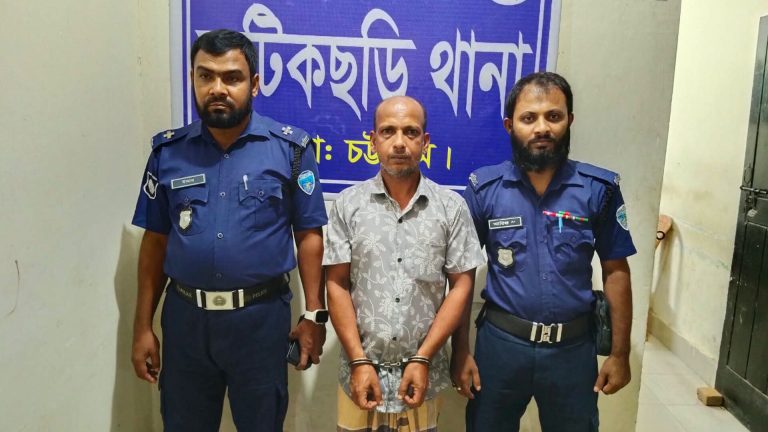 ডেভিড ইমন-কালা মোবারকের পর এবার পুলিশের জালে ‘ডাবা হারুন’