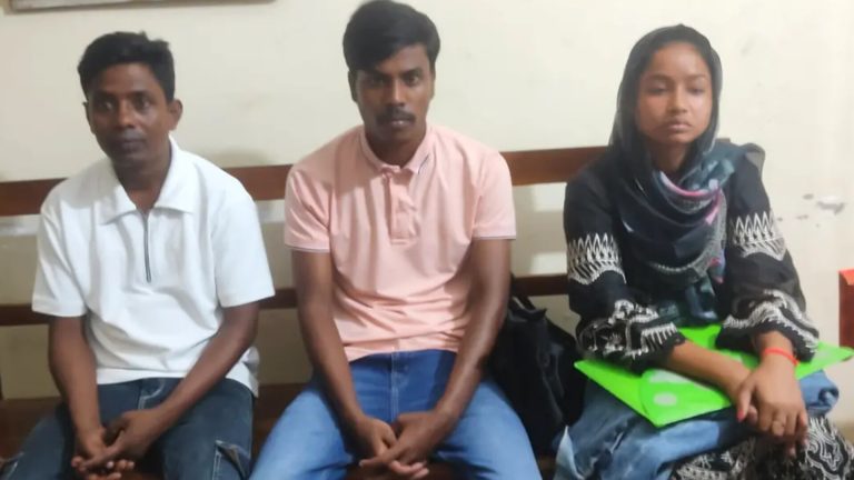 ৩৩ মাসের বন্দিজীবন শেষে দেশে ফিরলেন ৩ বাংলাদেশি