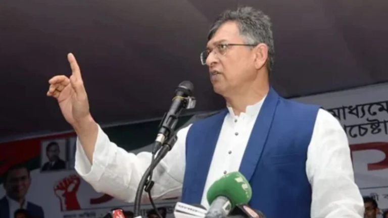 আওয়ামী লীগকে আর রাজনীতি করতে দেওয়া হবে না