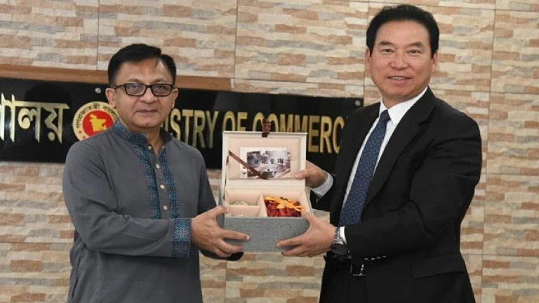 চট্টগ্রাম-কুনমিং বাণিজ্যপথ চালুর প্রস্তাব বাণিজ্যমন্ত্রীর