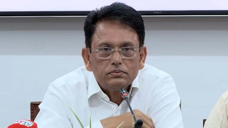 এসএসসির খাতা মূল্যায়নে ভুল, পরীক্ষকদের বিরুদ্ধে ব্যবস্থা
