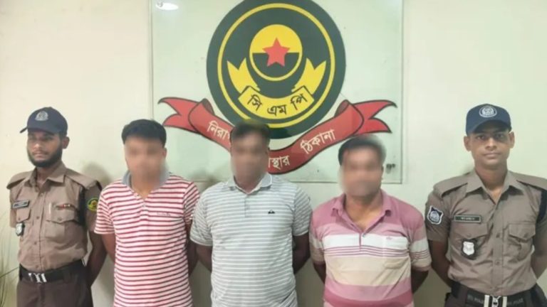 বাকলিয়ায় সংঘর্ষের ঘটনায় ‘মুরাদ বাহিনী’র প্রধানসহ গ্রেপ্তার ৩ 