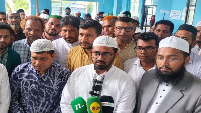 জামায়াত সরকারকে ব্যর্থ করার চেষ্টা করছে: রাশেদ খাঁন