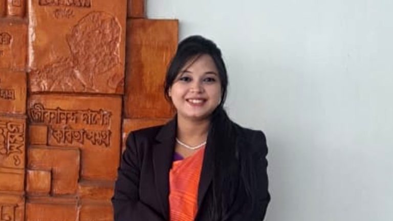 সাত বছরের সাধনা বৃথা! গেজেটে নাম না থাকায় ন্যায়বিচার চান সুমি আকতার