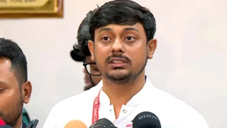 ‘পিপীলিকার পাখা গজায় মরিবার তরে’, বিএনপিকে ইঙ্গিত করে নাসীরুদ্দীন পাটোয়ারী