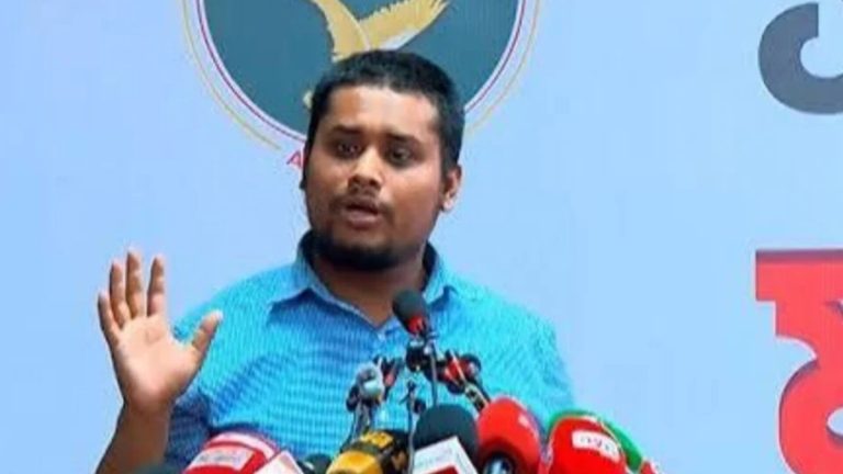 সাত মাসে ১৭ বার জাতির সঙ্গে প্রতারণা করেছে বিএনপি: হাসনাত আবদুল্লাহ