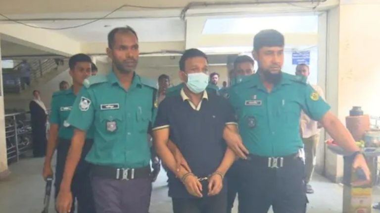 চট্টগ্রামের স্বেচ্ছাসেবক দল নেতা বগার আত্মসমর্পণ