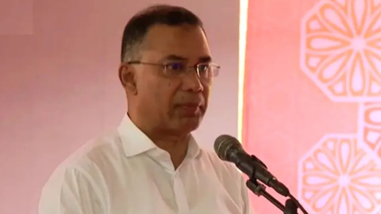 আ.লীগকে ফেরানোর চেষ্টা করলে জুলাই শহীদদের সঙ্গে প্রতারণা হবে: প্রধানমন্ত্রী