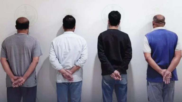 সৌদিতে ভিক্ষা করতে গিয়ে গ্রেপ্তার ৪ বাংলাদেশি-ভারতীয়!