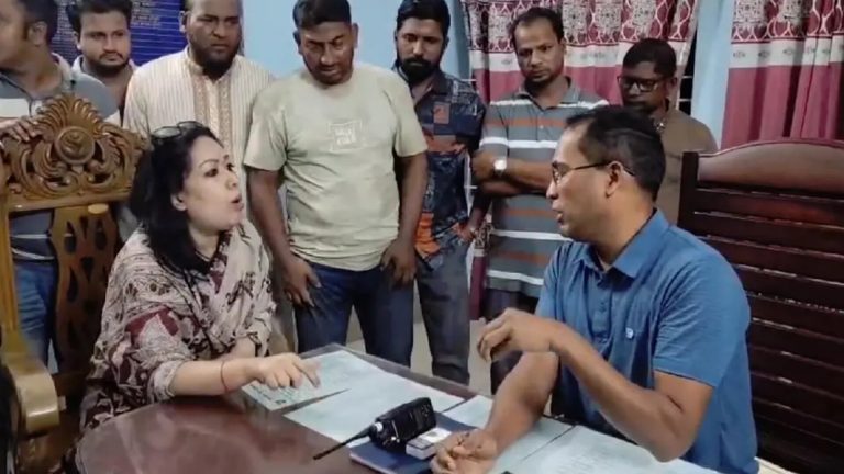 সরাইলের ঘটনায় মামলা হলে আমাকেই যেন প্রধান আসামি করা হয়: রুমিন ফারহানা